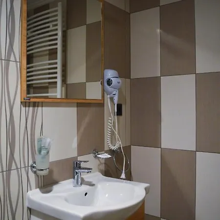 Tika Apartment *